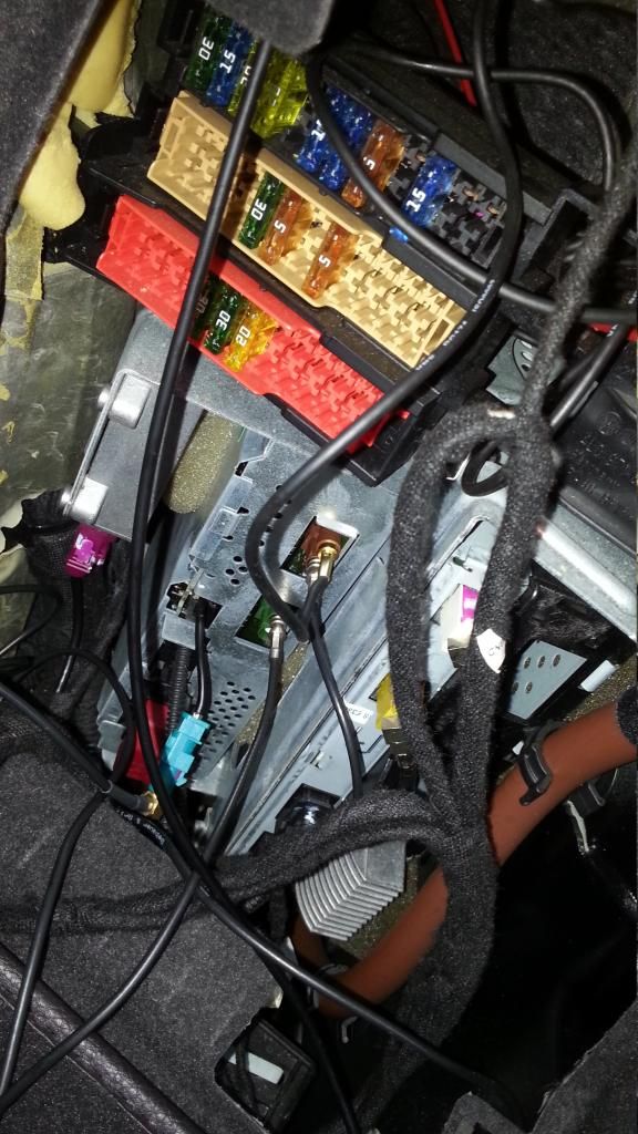 Audi Q7 Rear Infotainment Control Box. Pics Included